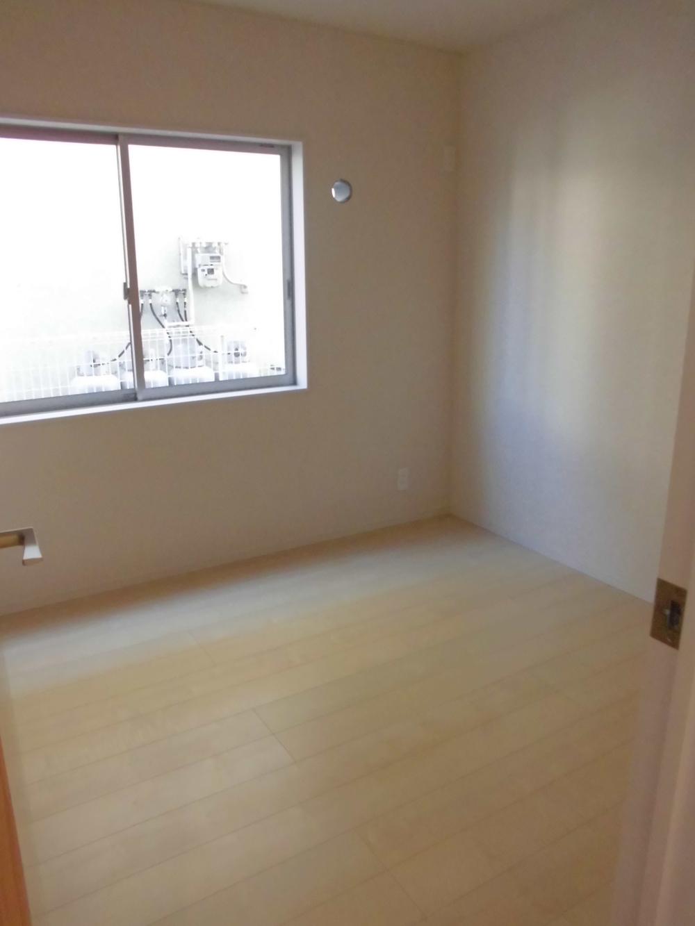 Non-living room. Indoor (December 13, 2013) Shooting