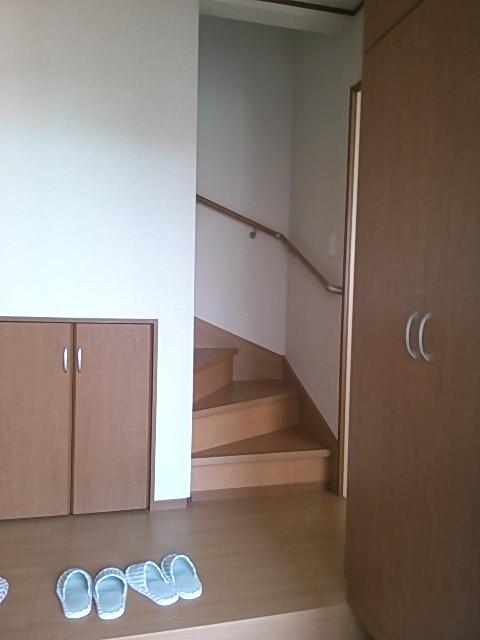 Entrance. Indoor (10 May 2013) Shooting