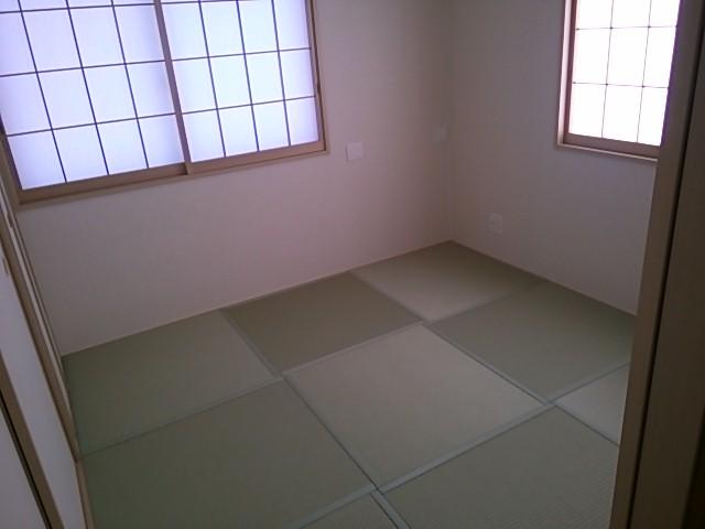 Non-living room. Indoor (10 May 2013) Shooting