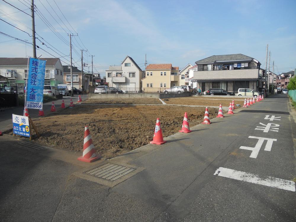 Local photos, including front road. Local (August 2013) Shooting
