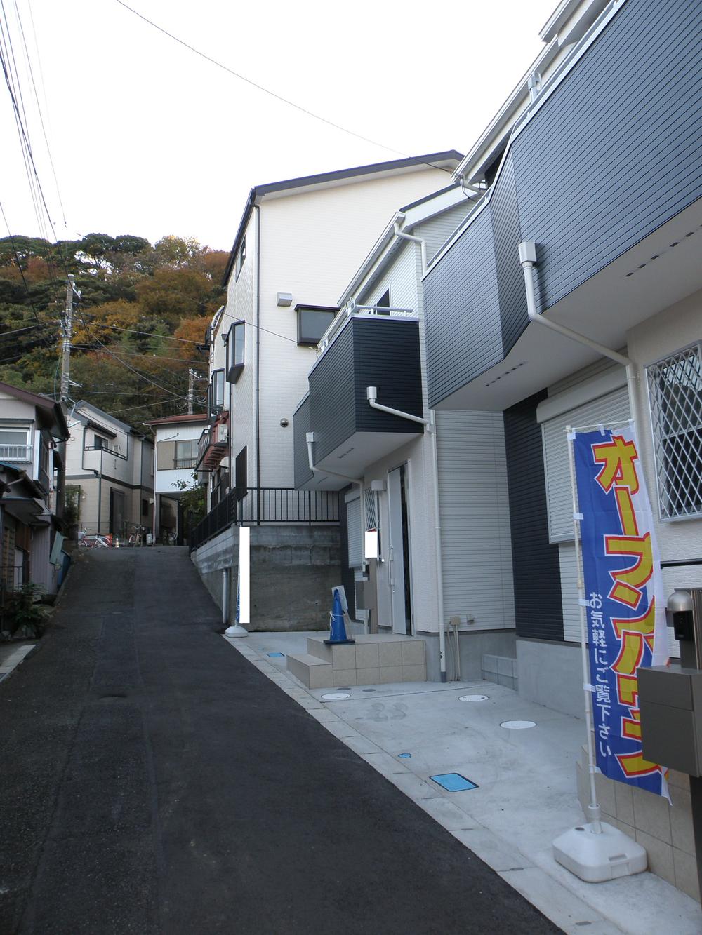 Local photos, including front road. Local (11 May 2013) Shooting