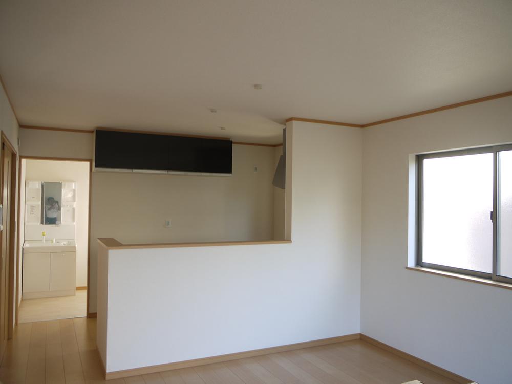 Living. Building 2 (August 2013) Shooting