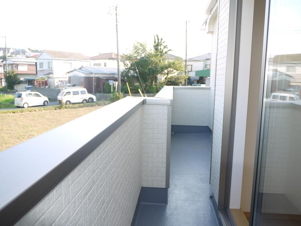 Balcony. 1 Building (August 2013) Shooting