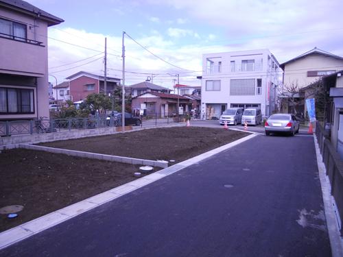 Local photos, including front road. Local (January 2014) Shooting