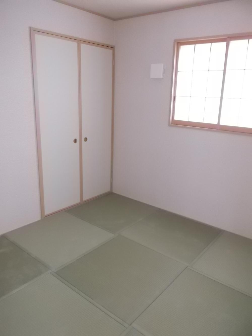 Non-living room. Indoor (10 May 2013) Shooting