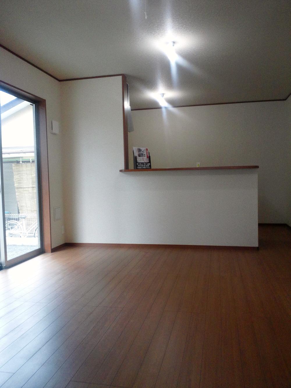 Same specifications photos (living). Example of construction