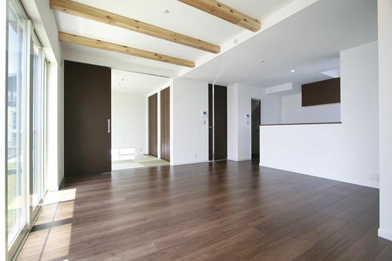 Living. Japanese-style room Tsuzukiai living □ 22.5 Pledge With by connecting ☆  ☆  ☆