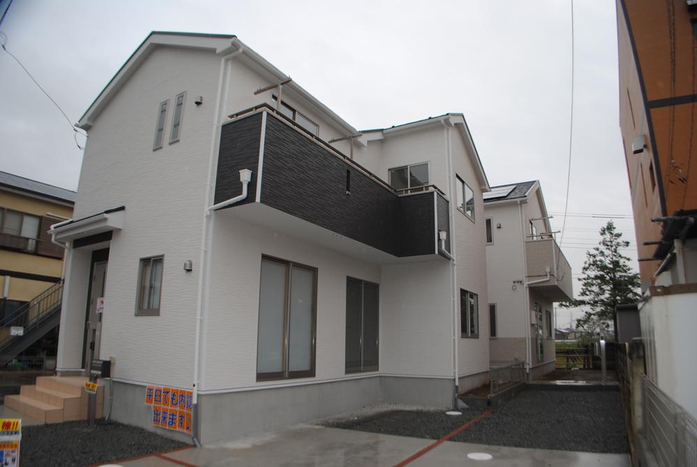 Local appearance photo. Local (10 May 2013) Shooting