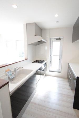 Building plan example (introspection photo). Building plan example building price 13.5 million yen, Building area 90  sq m