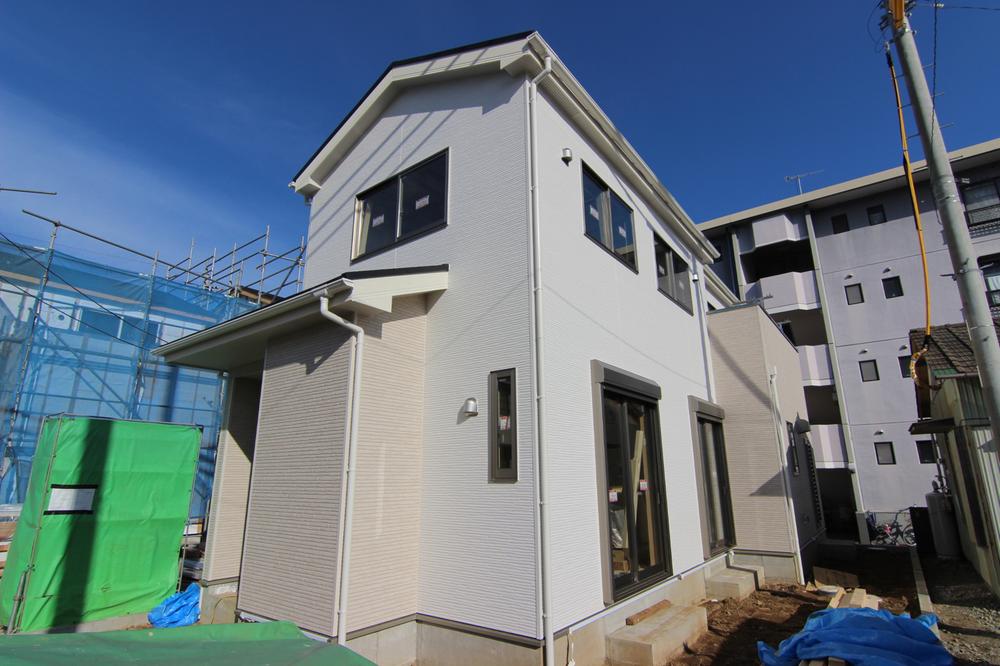 Local appearance photo. 3 Building appearance