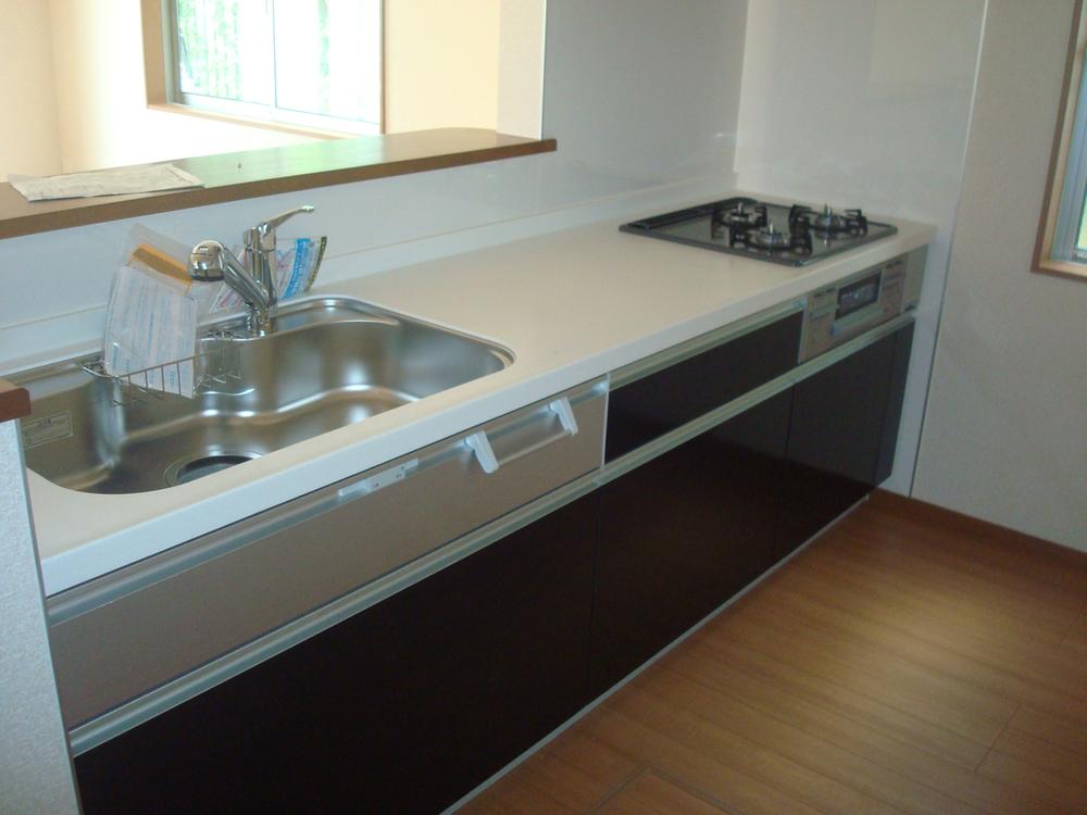 Kitchen. All building common (August 2013) Shooting