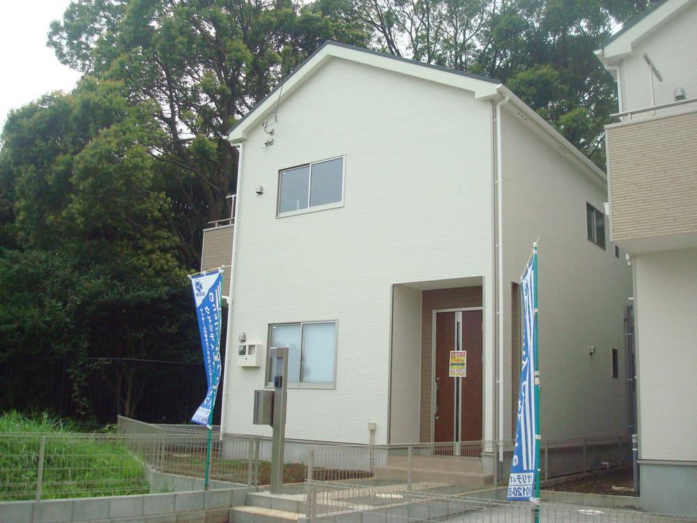 Local appearance photo. 4 Building (August 2013) Shooting