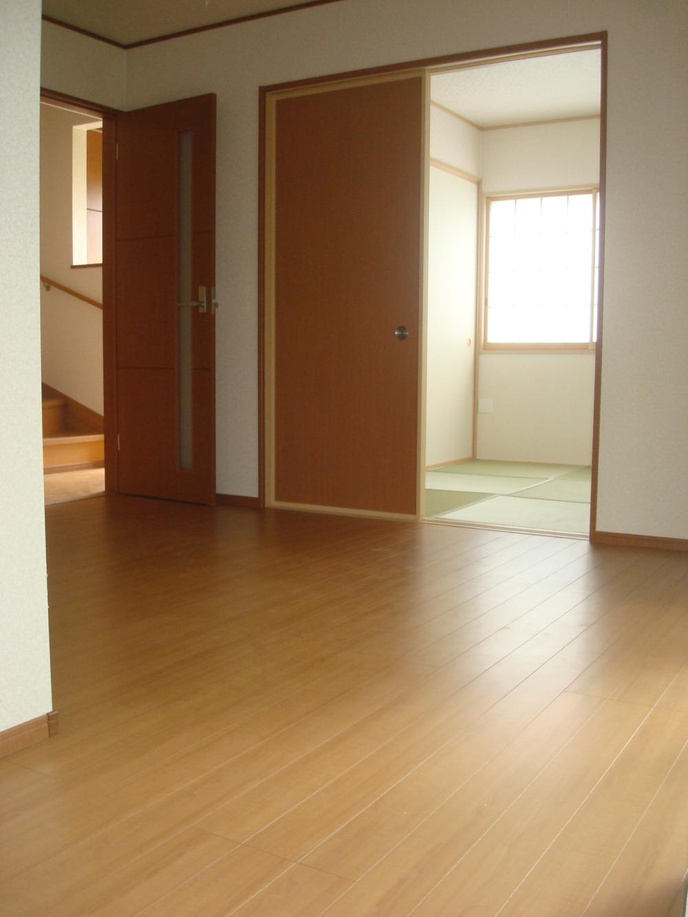 Living. 4 Building (August 2013) Shooting