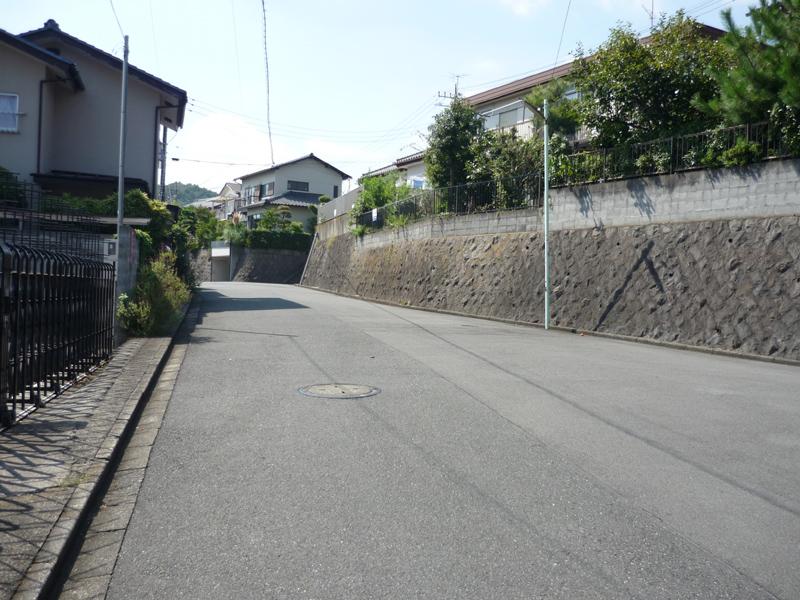 Local photos, including front road. South front road