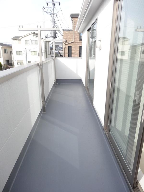 Balcony. Example of construction