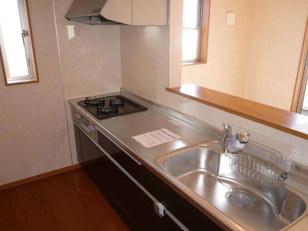 Kitchen. Face-to-face is the kitchen !!