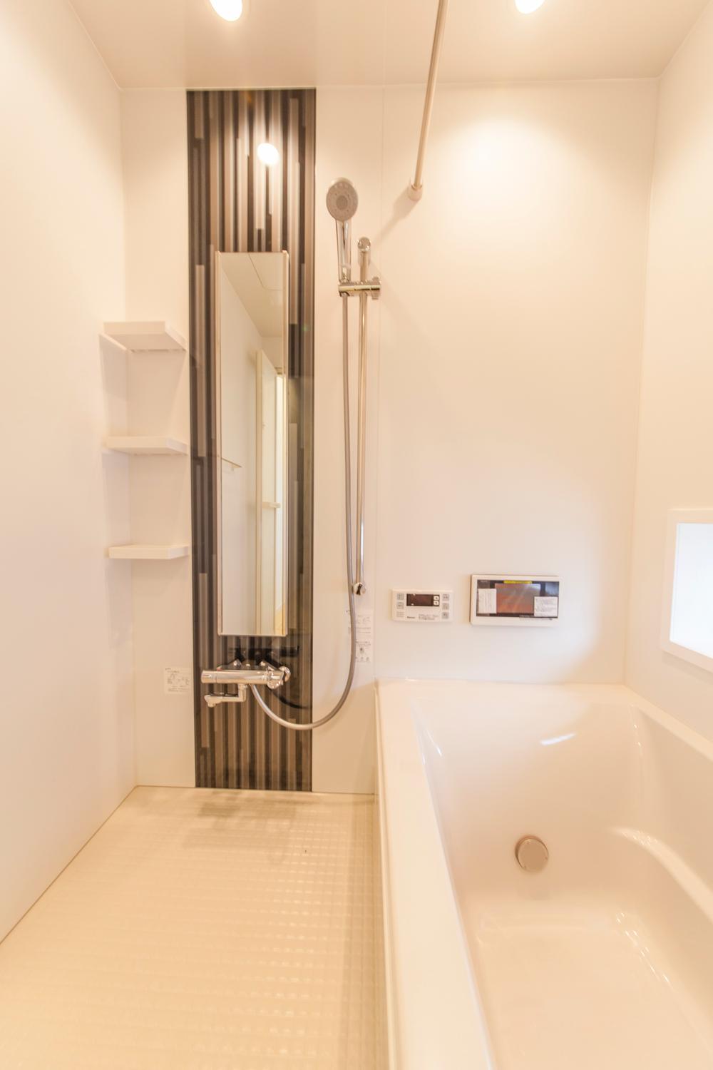 Building plan example (introspection photo).  [Our construction cases bathroom] Contract construction plan.