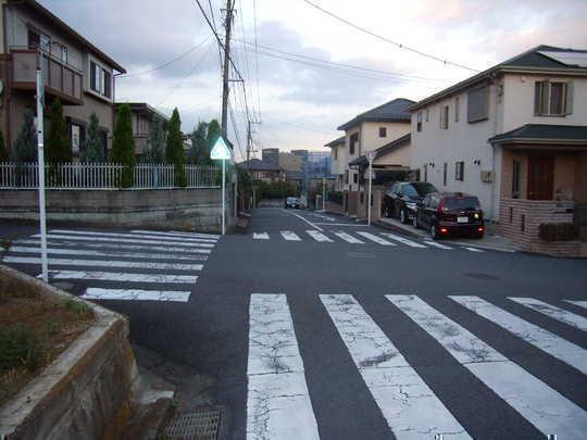 Local photos, including front road. Frontal road