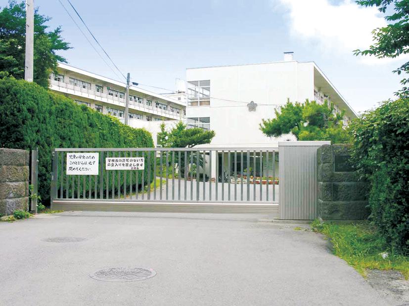 Other. Sakuradai elementary school 8 min. Walk