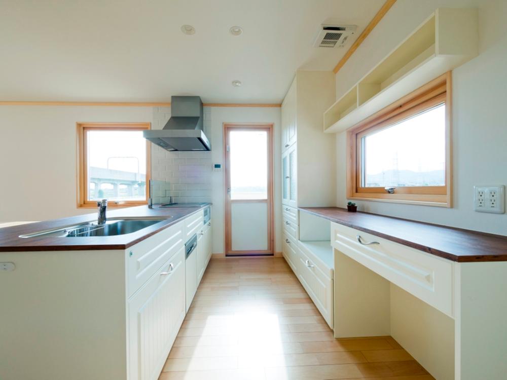 Kitchen. 2013 October shooting