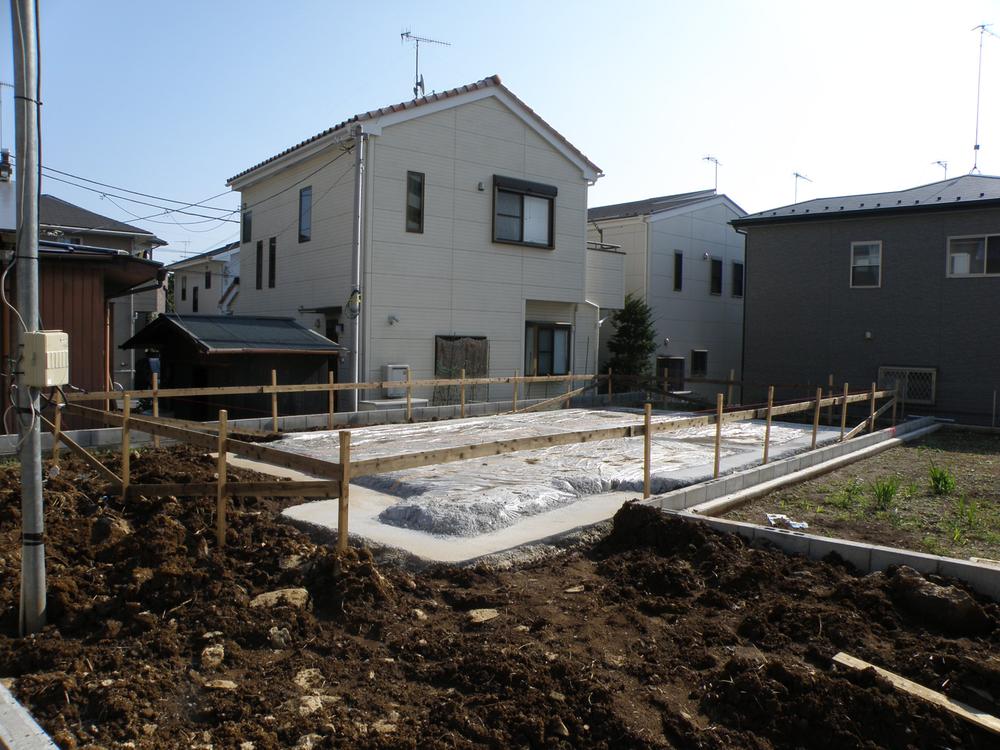 Local appearance photo. Local (11 May 2013) Shooting