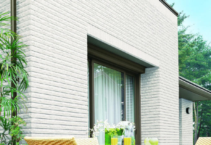 Construction ・ Construction method ・ specification. Adopt a photocatalytic tiles to keep the beauty.