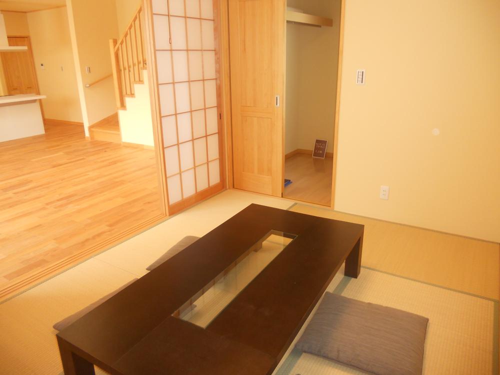 Non-living room. Japanese-style room (June 2013) Shooting