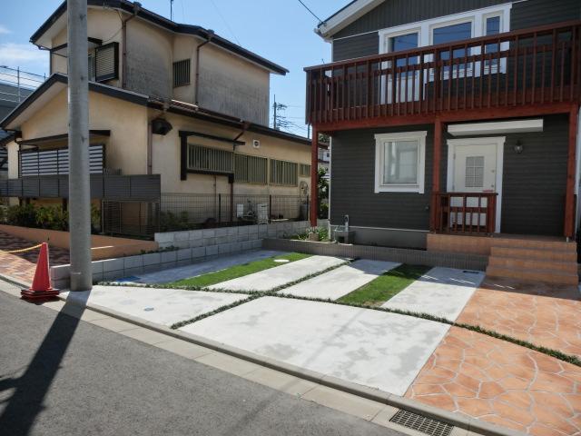 Parking lot. Local (August 2013) Shooting