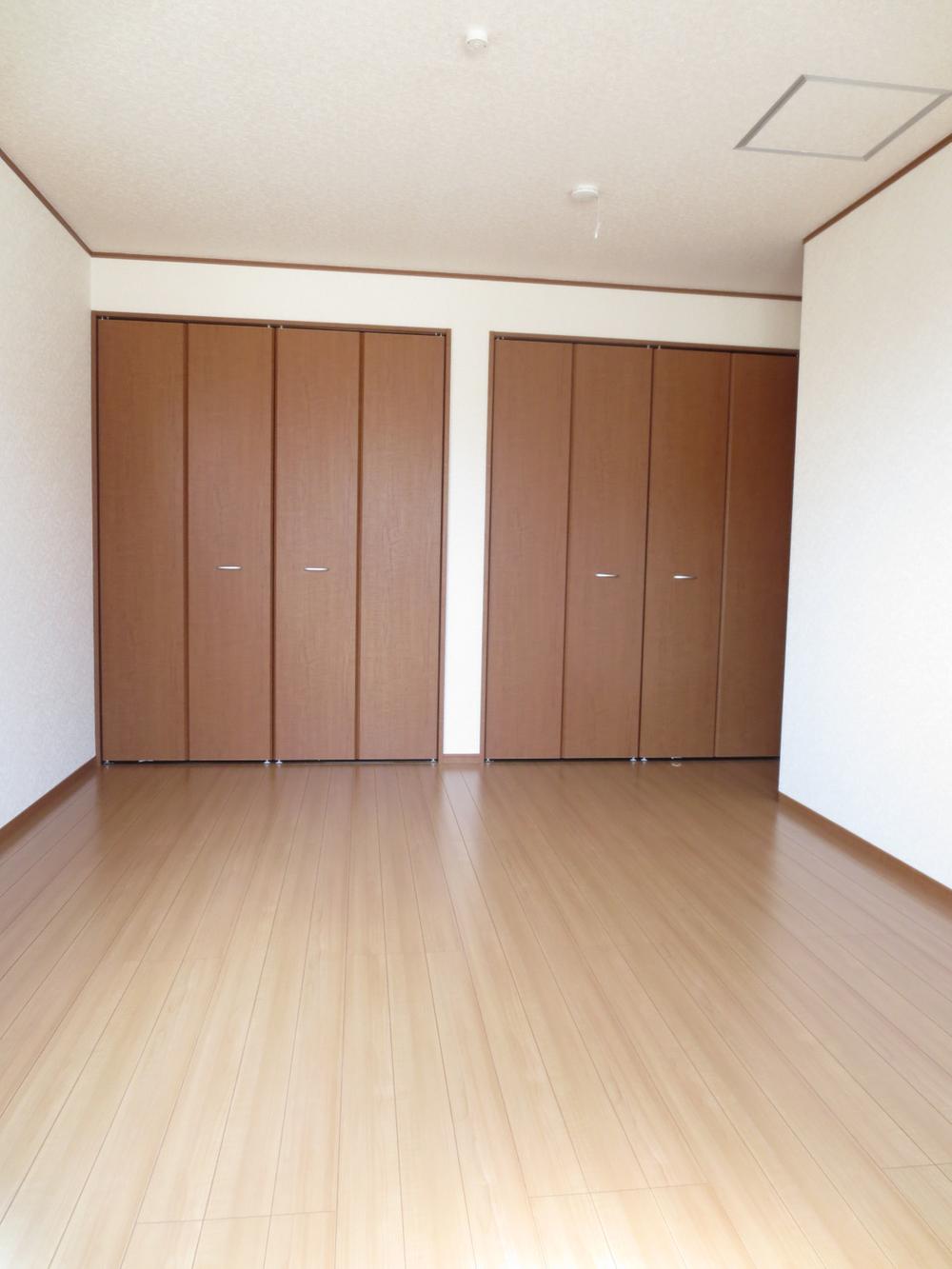 Same specifications photos (Other introspection). Example of construction