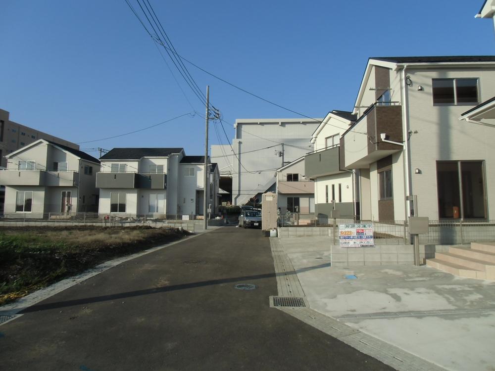 Local appearance photo. Local (11 May 2013) Shooting