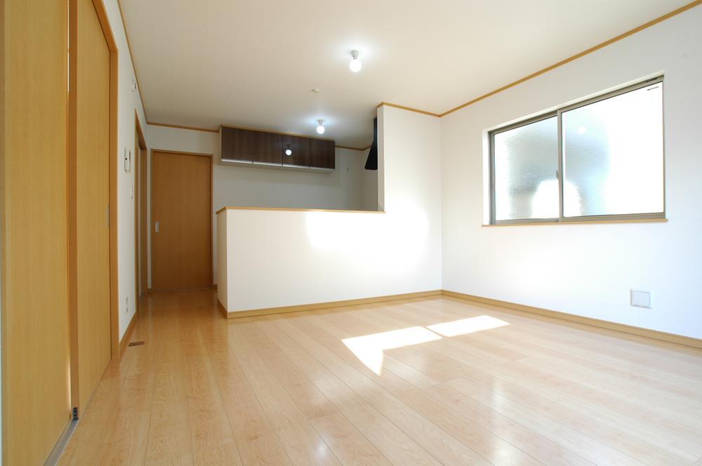 Same specifications photos (living). Relax in the living room of calm hue ☆