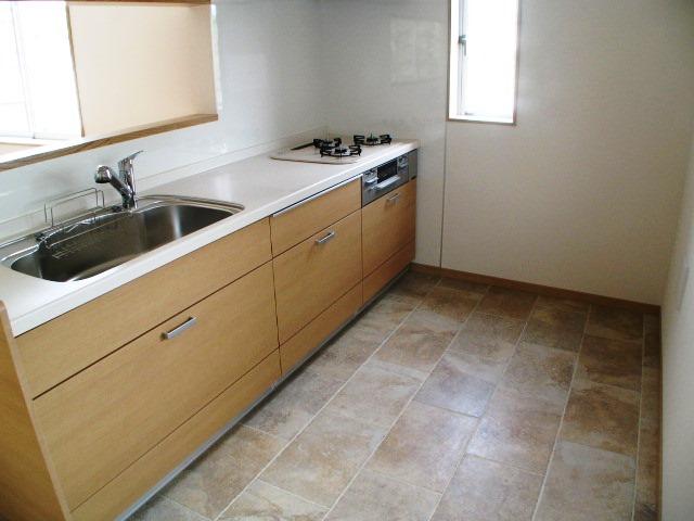 Kitchen. Indoor (09 May 2013) Shooting Building A