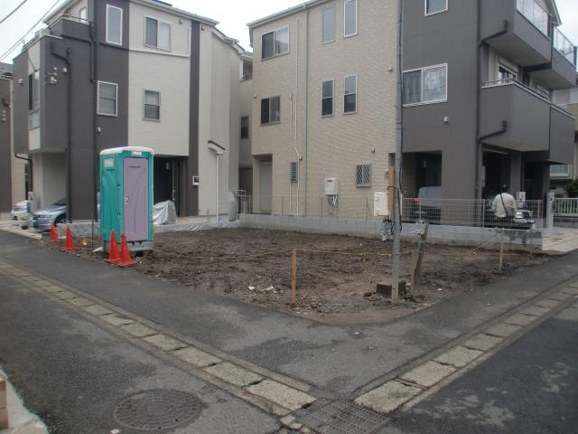 Local appearance photo. Local (11 May 2013) Shooting 