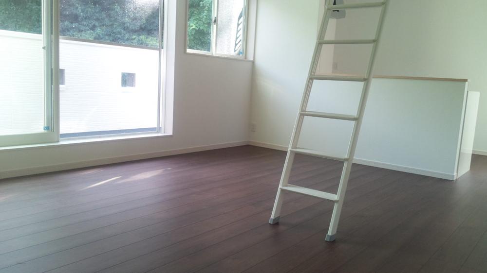 Living. Indoor (July 2013) Shooting