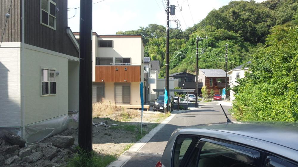 Local photos, including front road. Local (July 2013) Shooting