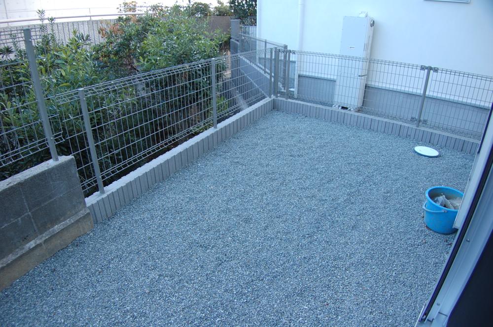 Garden. (December 2013) Shooting