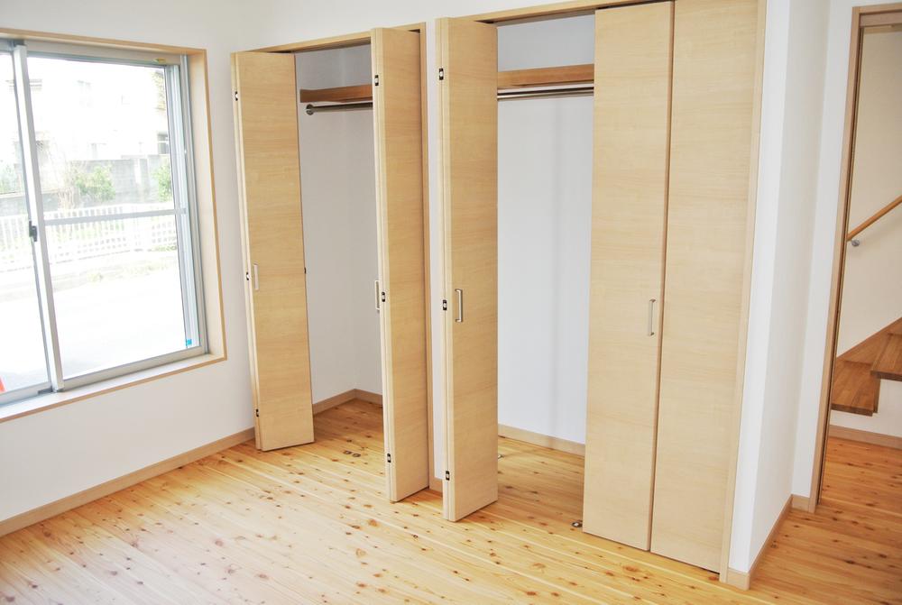 Non-living room. Indoor (10 May 2013) Shooting