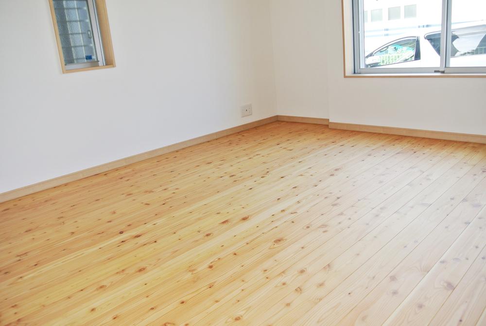 Non-living room. Indoor (10 May 2013) Shooting