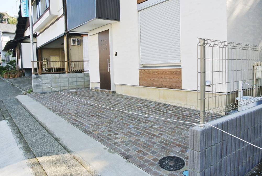 Parking lot. Local (11 May 2013) Shooting