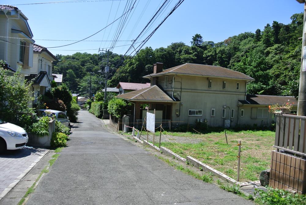 Local photos, including front road. Local (September 2013) Shooting