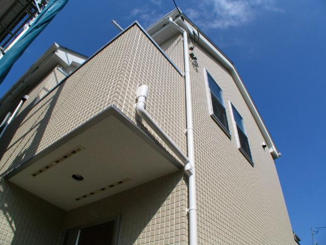 Local appearance photo. Local (11 May 2013) shooting C Building completed already