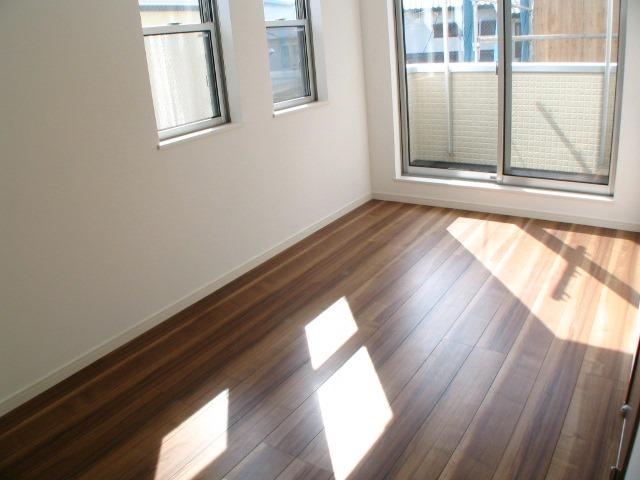 Non-living room. Indoor (11 May 2013) shooting Building C