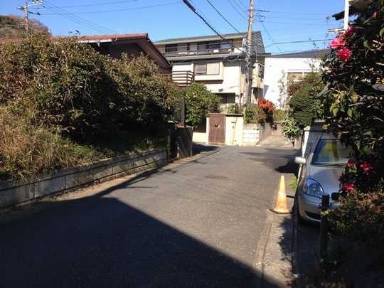 Local land photo. East contact road