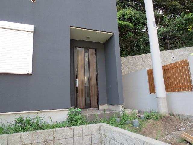 Local appearance photo. Local (06 May 2013) Shooting