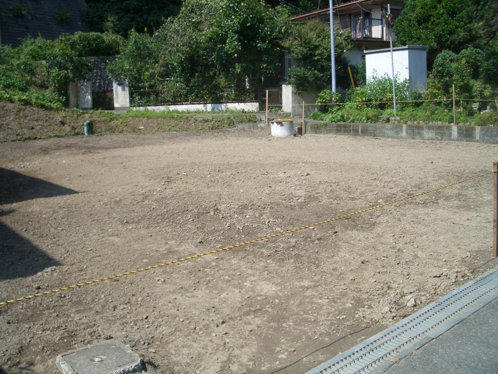 Local photos, including front road. Local (September 2013) Shooting