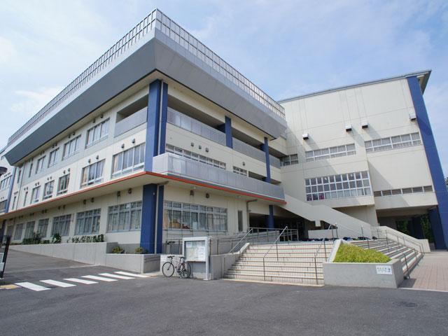 Junior high school. Kakio 2300m until junior high school