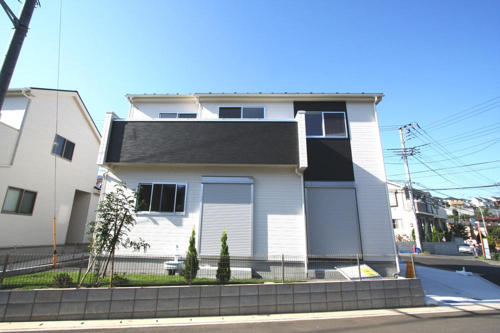 Sale already cityscape photo. Local (September 2013) Shooting