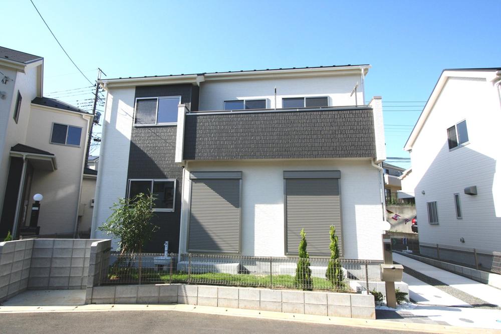 Sale already cityscape photo. Local (September 2013) Shooting