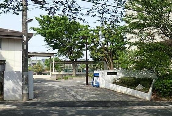 Junior high school. 1400m to swan middle school