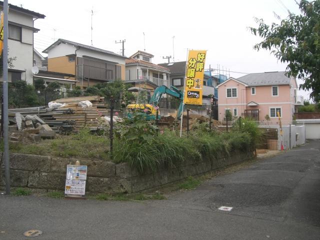 Local appearance photo. Local (June 2013) Shooting, It is currently under construction. Zento south road.